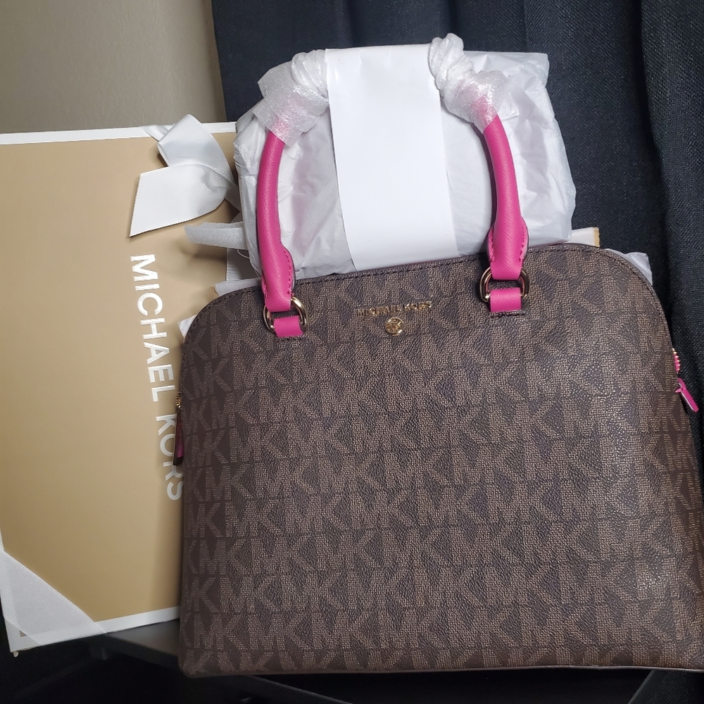 Michael Kors Logo Bag